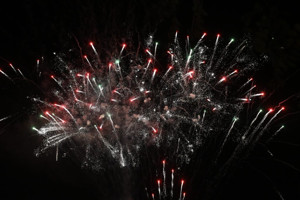 Fuegos artificiales durante las Ferias y Fiestas de Puerto Lápice