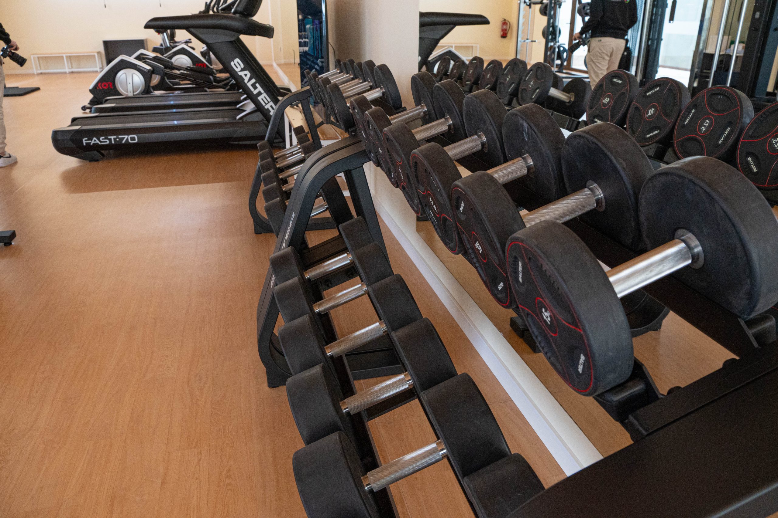 Gimnasio municipal de Puerto Lápice para actividades de fitness y bienestar, foto de Ikonox Marketing Digital