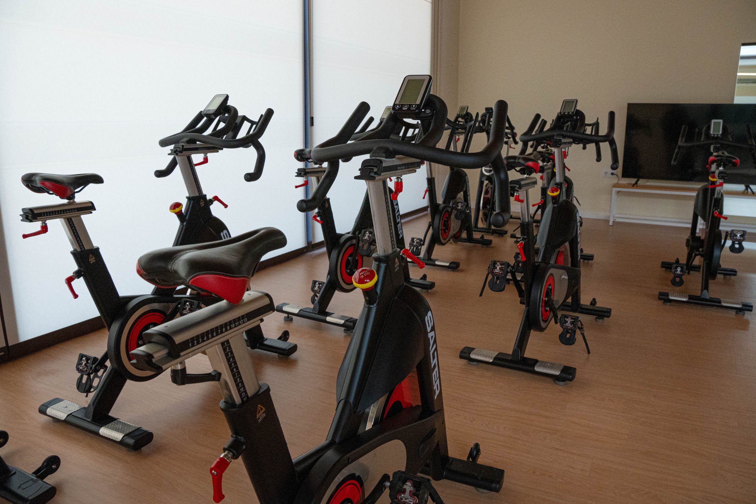 Gimnasio municipal de Puerto Lápice para actividades de fitness y bienestar, foto de Ikonox Marketing Digital